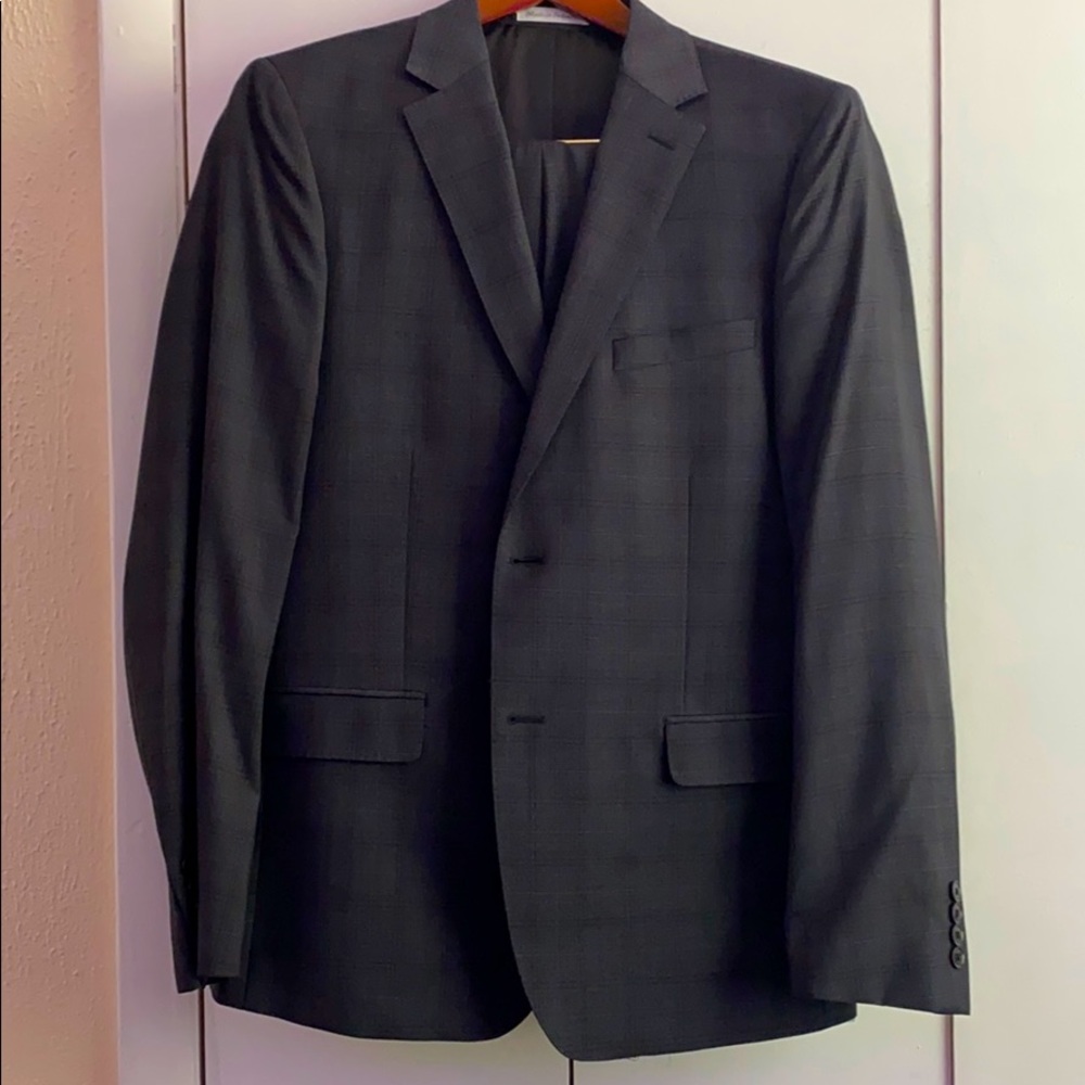 Men’s suit